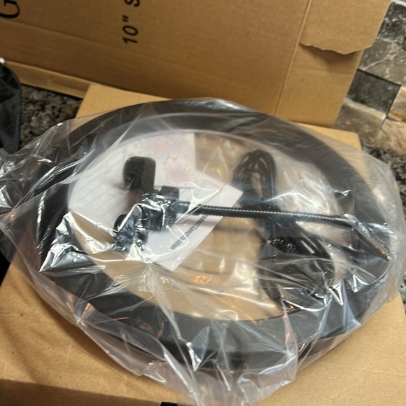 Selfie light 10 inch with tripod and phone holder NIB - Picture 5 of 7